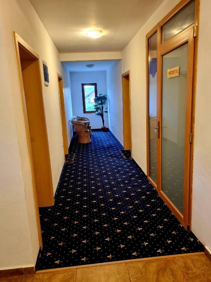 Pensiunea Riffelt Bran  Exteriör bild